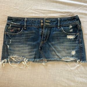 Hollister mini skirt.